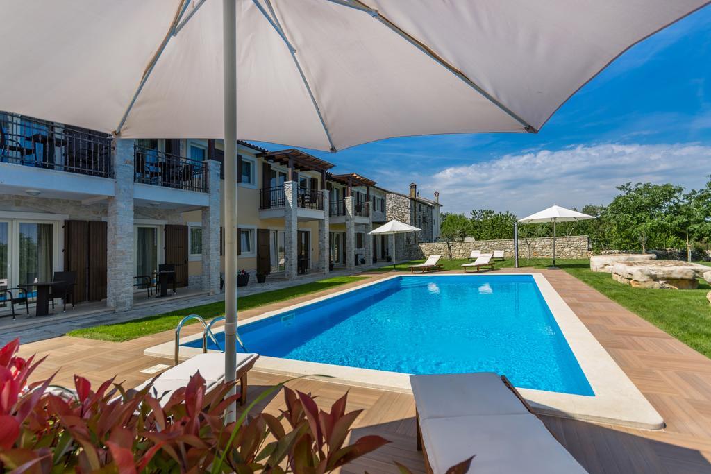 Bed & Breakfast Daniela Veleniki Exterior photo